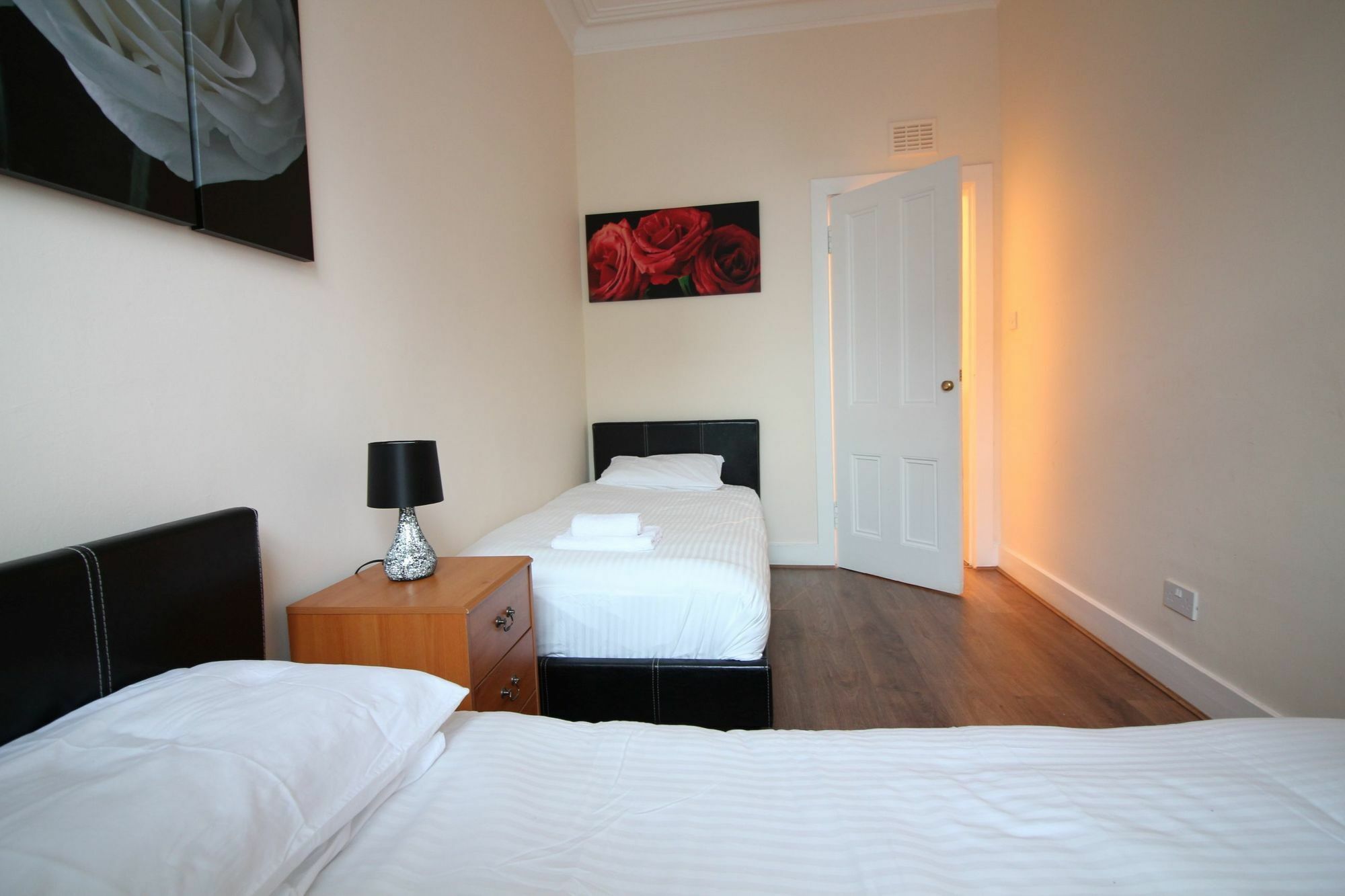Logie Baird Apartment Helensburgh Bagian luar foto