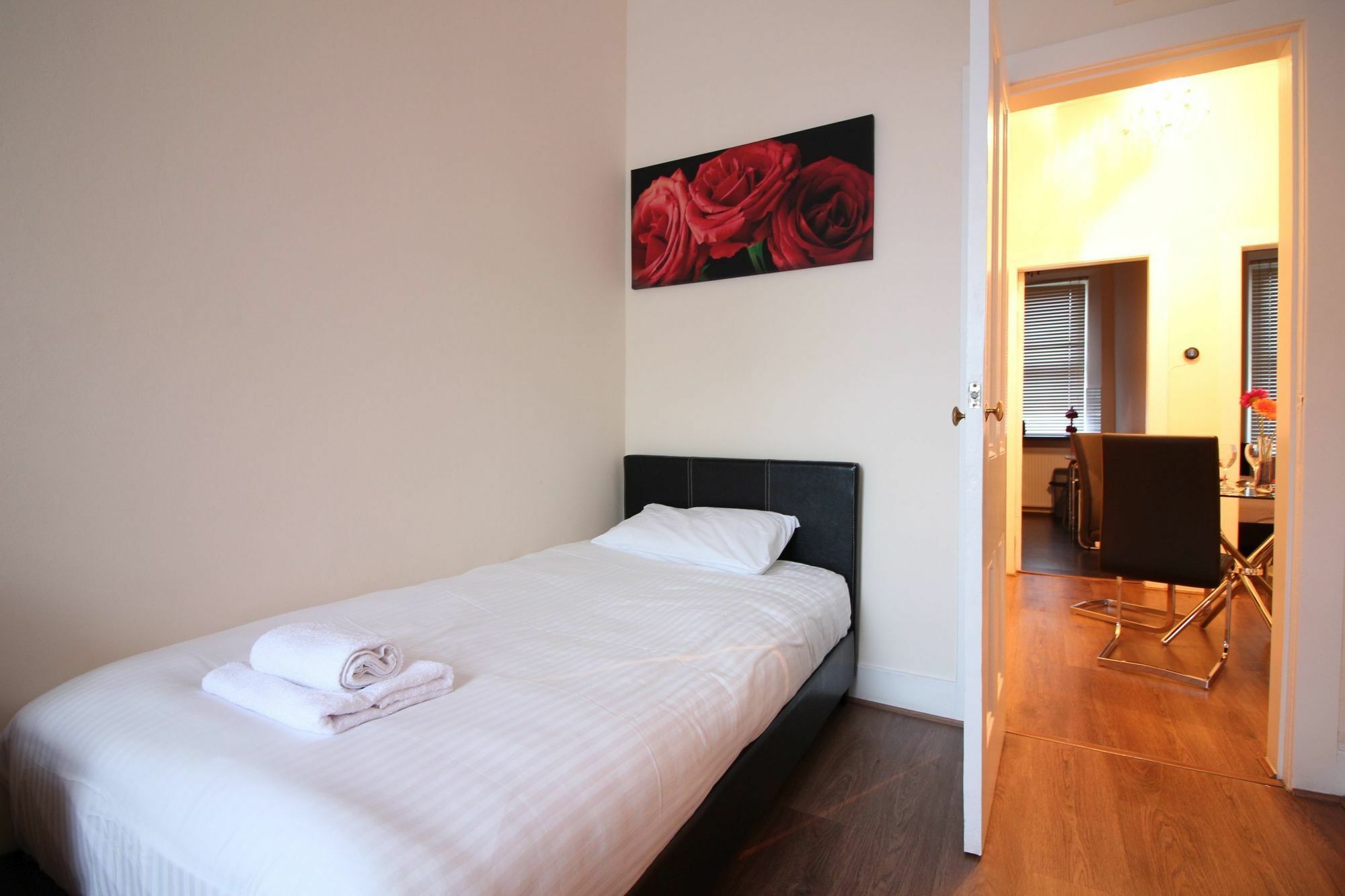 Logie Baird Apartment Helensburgh Bagian luar foto